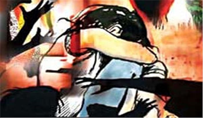 میرٹھ: دلت بیٹی کی عصمت کا 3 لاکھ میں سودا!