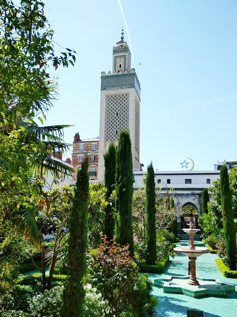 تصویر قومی آواز