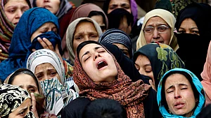 روتی بلکتی ماؤں کو دیکھ کر میرا دل ٹوٹ جاتا ہے: محبوبہ مفتی