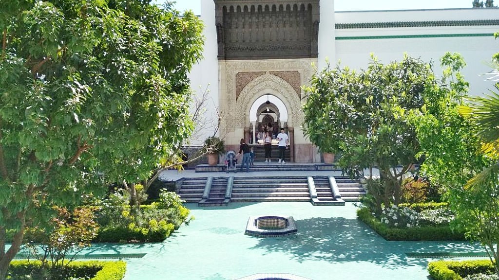 تصویر قومی آواز