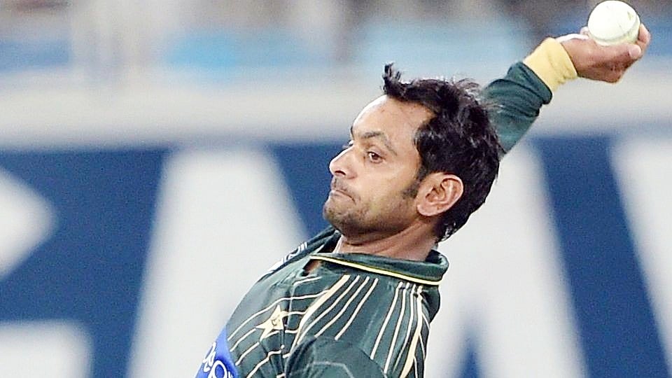 بین الاقوامی کرکٹ میں پھر سے گیند بازی کرسکیں گے حفیظ