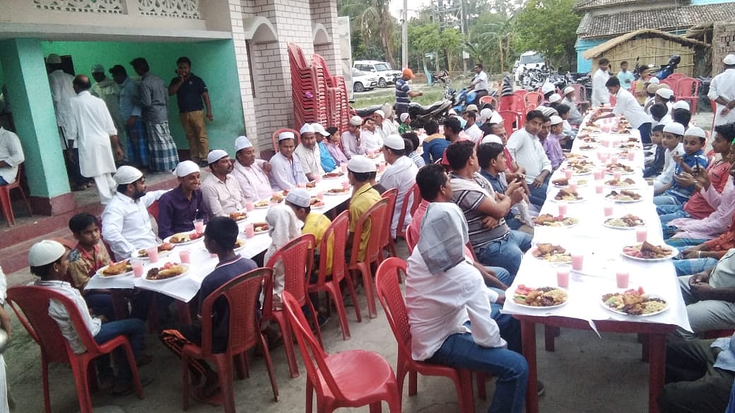 ویشالی کی زمین پر افطار پارٹی میں گنگا-جمنی تہذیب کا مظاہرہ