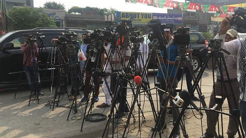 پاکستان انتخابات: عمران خان کا وزیر اعظم بننا طے، تحریک انصاف سب سے آگے