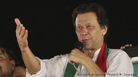 عمران کے پی ایم ہاؤس سے باہر رہنے پر پاکستان کی 1.85 ارب روپے کی بچت