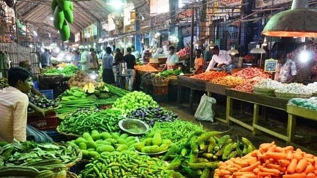 مہنگائی ساڑھے چار سال میں سب سے اونچی سطح پر، ایک سال میں ہوا 6 گنا اضافہ