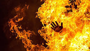 چنئی: برقع پوش خاتون نے امام مسجد کو زندہ جلایا