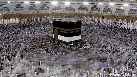 پاکستان میں حج سبسڈی ختم، وزیر مذہبی امور حکومت سے ناراض!