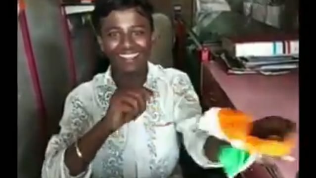 15 اگست کو ہندوستانی پرچم پھاڑنے والا لڑکا مسلم نہیں ہندو