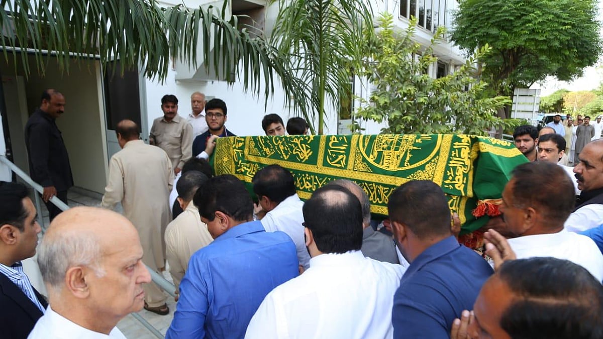 تصویر سوشل میڈیا