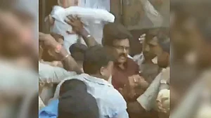چھتیس گڑھ: کانگریس کارکنان کو پولس نے بے رحمی سے پیٹا، 19ستمبرکو احتجاج کا اعلان