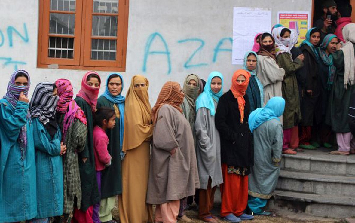 جموں و کشمیر اسمبلی انتخاب میں نسلی اور مذہبی تقسیم صاف دکھائی دے گی... انورادھا بھسین