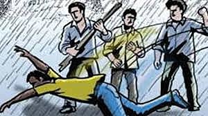 بریلی میں وبال، سڑک پر پیشاب کرنے والے نوجوان کی بے رحمی سے پٹائی، پولیس کھڑی دیکھتی رہی