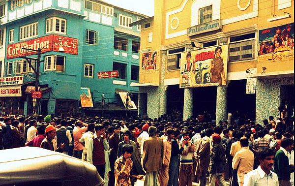 کشمیر میں عنقریب ملٹی پلیکس سنیما گھر قائم کئے جائیں گے