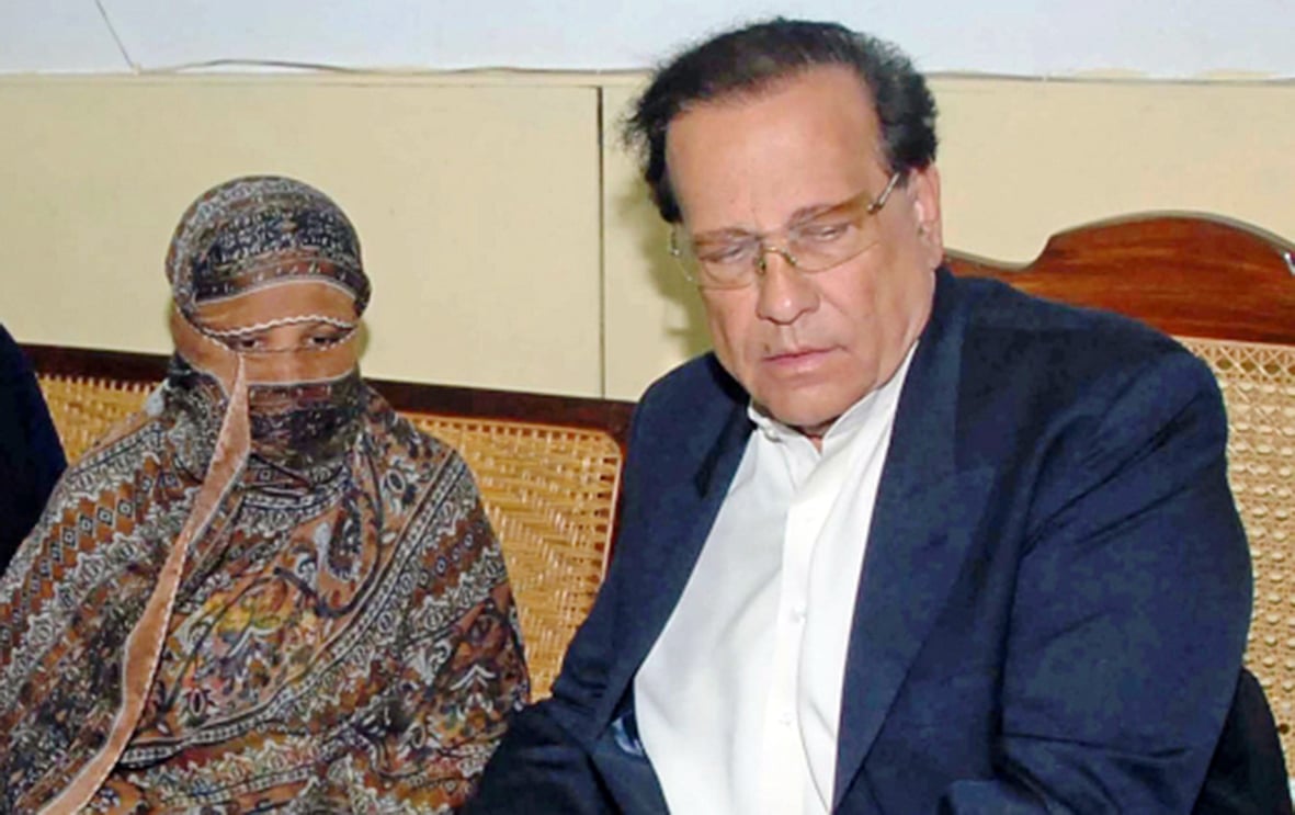 آسیہ بی بی کے وکیل پاکستان چھوڑنے پر مجبور، مل رہی تھیں دھمکیاں