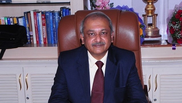 سودا بدلنے کی ہمیں خبر ہی نہیں  دی مودی حکومت نے : ایچ اے ایل چئیرمین