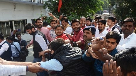 تصویر سوشل میڈیا