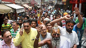 جموں: ’مسلمانوں کو اپنی زمینیں فروخت نہ کریں‘، مقررین کا ہندوﺅں کو مشورہ