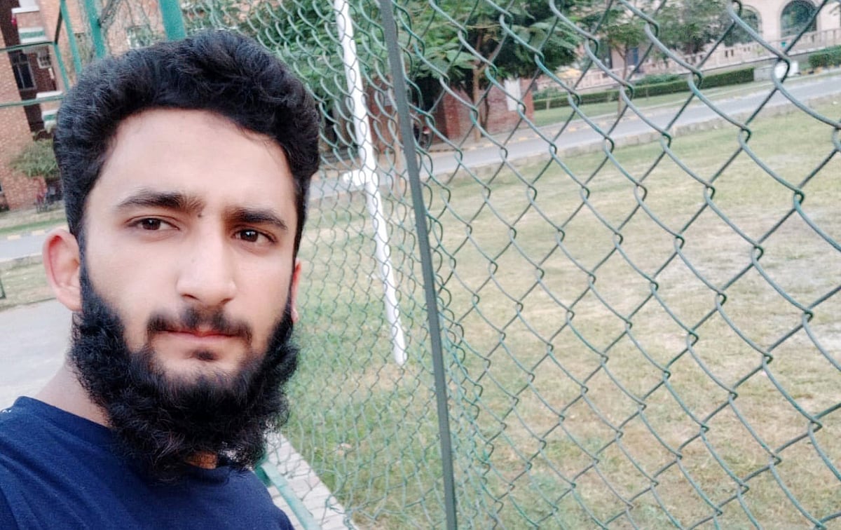 کشمیر: اہل خانہ کی احتشام بلال سے گھر واپس آنے کی دردمندانہ اپیل