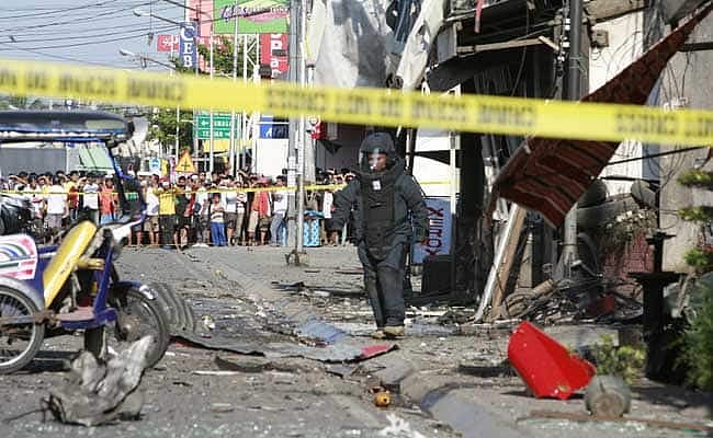 فلپائن: چرچ کے باہر بم دھماکوں کے نتیجہ میں 27 افراد ہلاک