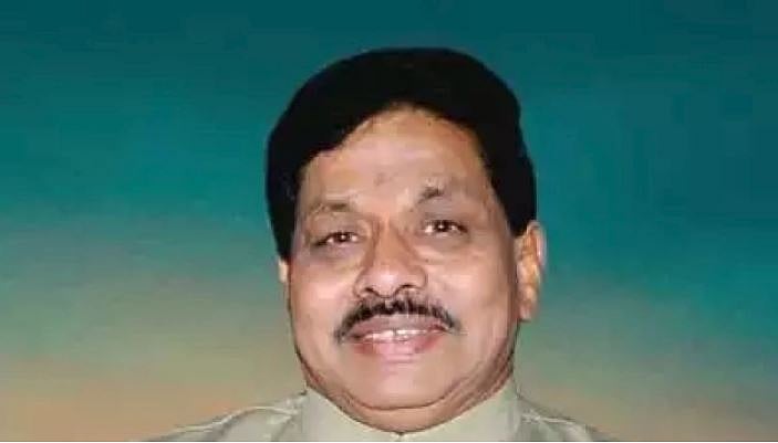 مودی حکومت کے وعدوں پر سوال پوچھنا بھی اب ہوا گناہ! کسان پر بھڑکے بی جے پی ایم پی