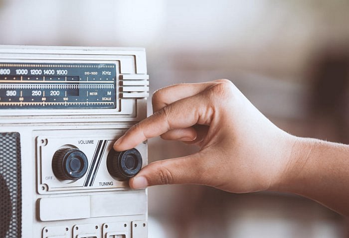 تاریخ بن چکے AIR نیشنل چینل کو اس کے اَفسران ہی لے ڈوبے
