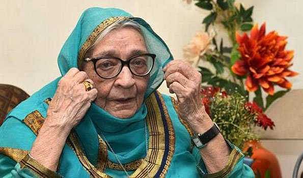 آہ... ہندی کی مشہور مصنفہ کرشنا سوبتی دنیائے فانی سے کوچ کر گئیں