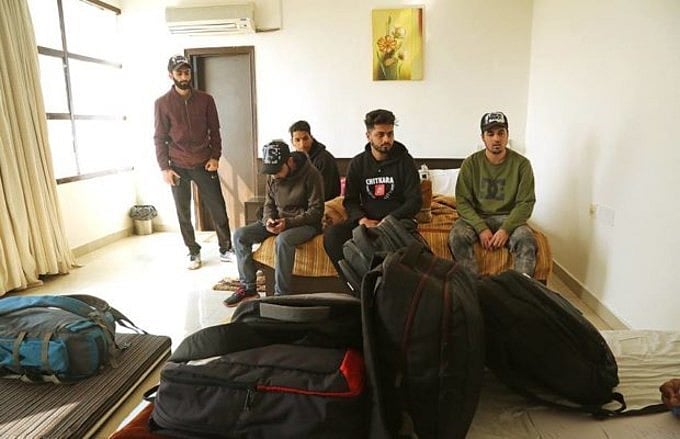 کشمیریوں پر حملے: پرائم منسٹر اسکالرشپ حاصل کرنے والے طلبا بھی بنے نشانہ