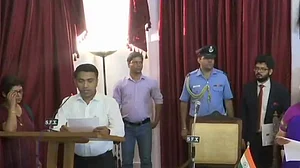 گوا: ساوَنت نے 2 بجے رات میں لیا وزیر اعلیٰ عہدہ کا حلف، کانگریس نے بتایا جمہوریت کا قتل
