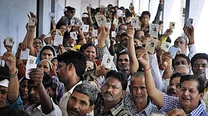 عام انتخاب 2019: آخری مرحلے کی پولنگ بی جے پی کے لیے تابوت کا آخری کیل!