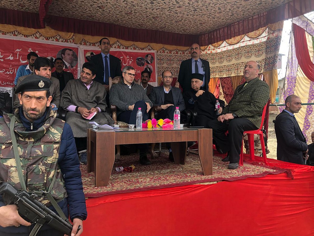 لوک سبھا انتخابات، کانگریس کے ساتھ مشروط اتحاد کے لئے تیار ہیں: عمر عبداللہ