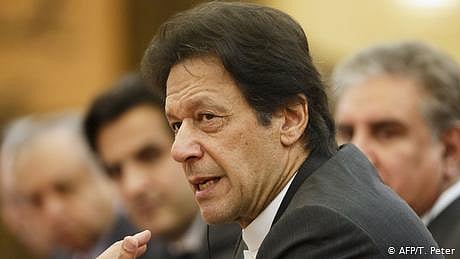 عمران خان کی کوئٹہ جانے میں ہچکچاہٹ: کیا کوئی دباؤ ہے؟