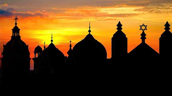 اسلام مذہب کیوں اپنانا چاہتے ہیں برطانیہ کے عیسائی؟ ’آئی آئی ایف ایل‘ کی رپورٹ میں سامنے آیا جواب