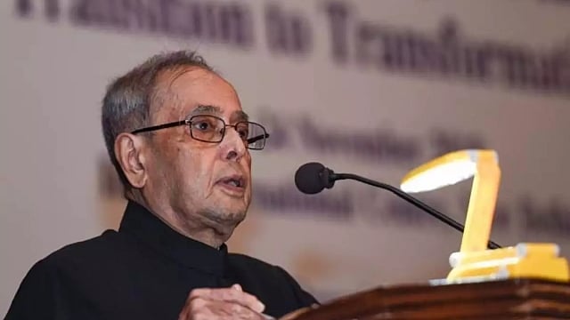 ملک کو ایسے لیڈروں کی ضرورت ہے جو لوگوں کی امیدیں پوری کر سکیں: پرنب مکھرجی