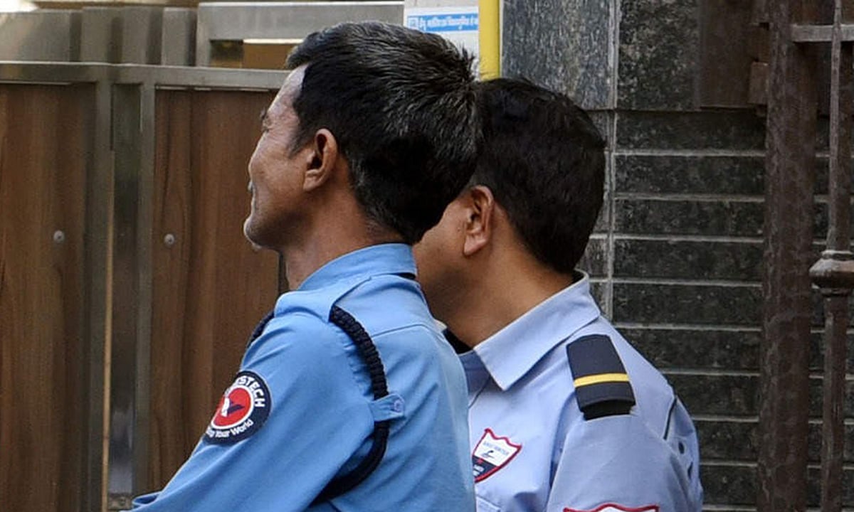 بنگال: ’چوکیدار‘ پر سیاست کے دور میں چوکیداروں کو سخت مشکلات کا سامنا