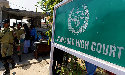 پاکستان: مذہب اسلام قبول کرنے والی بہنوں کو اپنے شوہروں کے ساتھ رہنے کی اجازت
