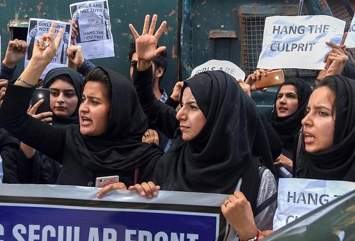 کشمیر: سمبل مبینہ آبرو ریزی معاملے کی تحقیقات تقریباً مکمل