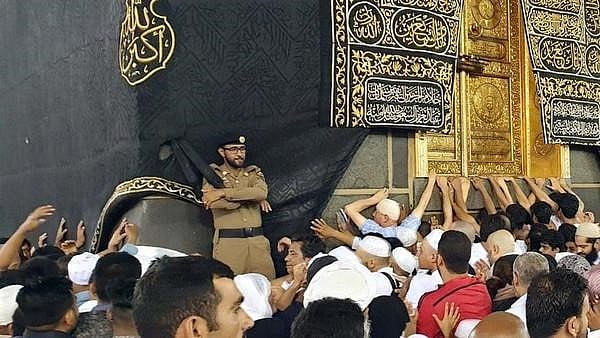 ہر گھنٹہ بعد تبدیل ہوتا ہے ’حجر اسود‘ کا  پہرے دار، جانیں کیوں؟