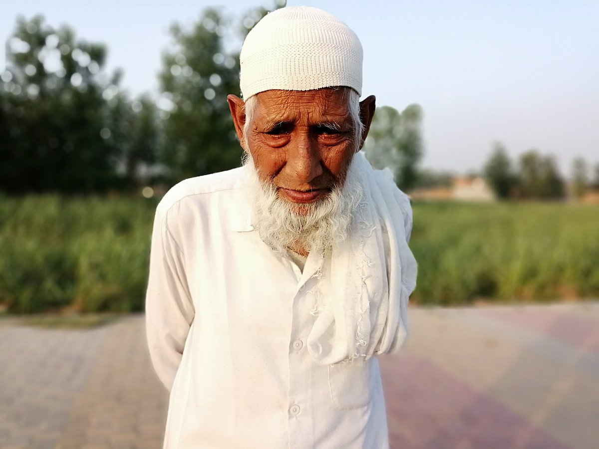 77 سالہ بزرگ محمد بابو