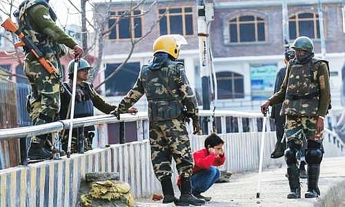 جموں و کشمیر: مسلح افواج کے ظلم کا شکار ہونے والوں میں 70 فیصد عام شہری... رپورٹ