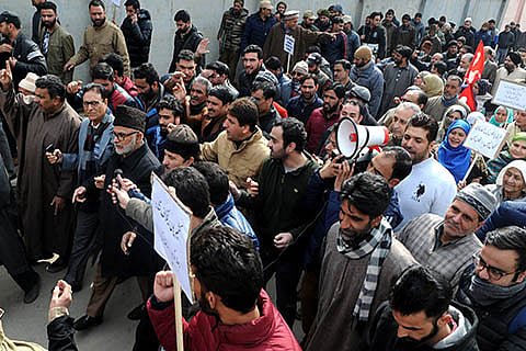 کمسن بچی کی آبرو ریزی معاملے میں جنگی بنیادوں پر انصاف فراہم کیا جائے گا: کمشنر