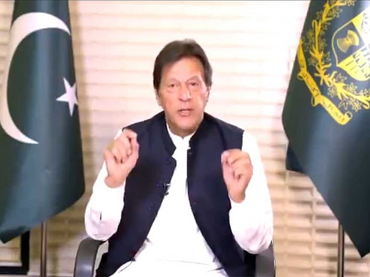 پاکستانی عوام کو عمران خان کا انتباہ، 30 جون تک اپنے اثاثے کریں ظاہر