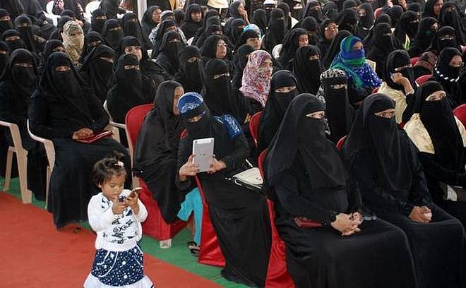 برق گرتی ہے محض بیچارے مسلمانوں پر... ظفر آغا