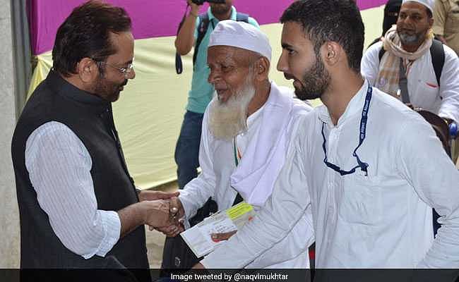 ہندوستانی عازمین حج کو مشکلات کا سامنا، حکومت کے دعووں پر سوال
