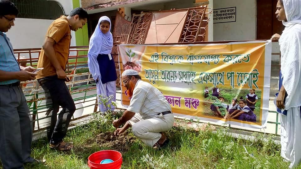 بنگال کے سرکاری مدرسوں میں  درخت لگائے جانے کا منصوبہ