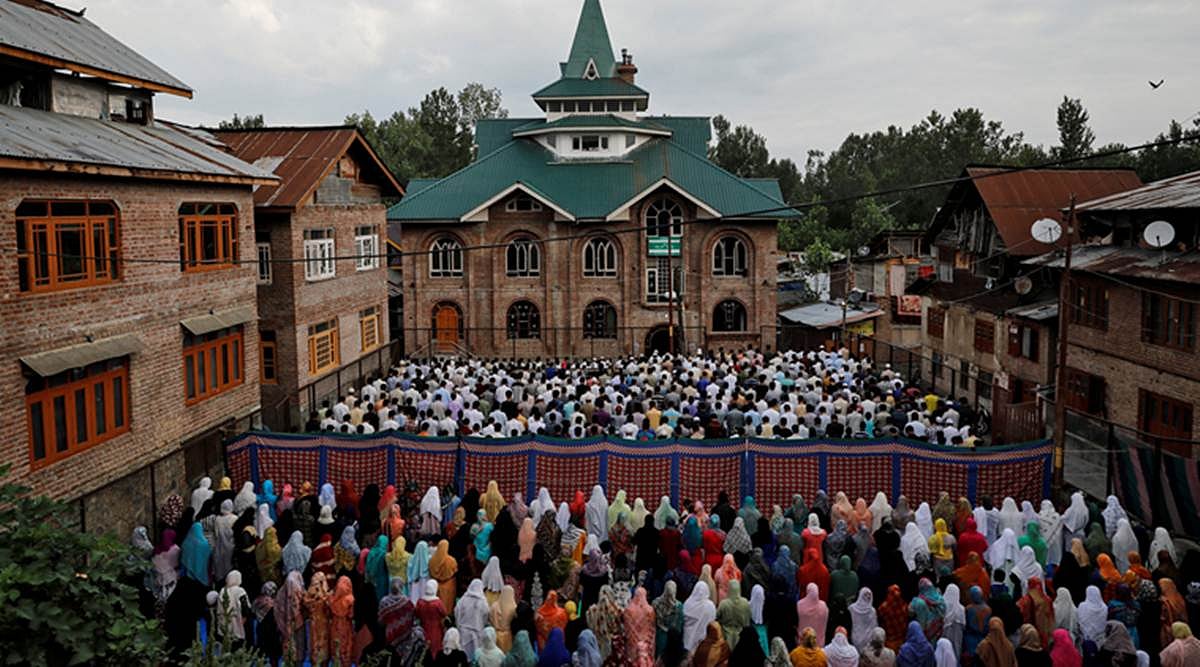 جموں و کشمیر میں پرامن طریقے سے منائی گئی عید  