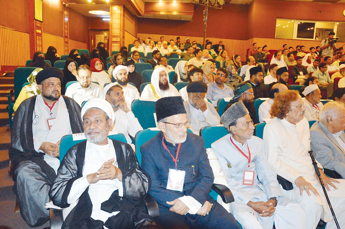 پوری عالم انسانیت کے لئے نجات دہندہ ہیں حضرت علیؑ کی تعلیمات