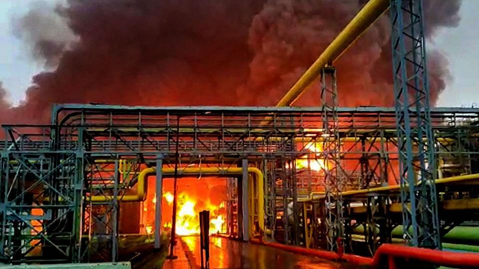 مہاراشٹر: او این جی سی پلانٹ آتشزدگی میں مہلوکین کی تعداد 7 ہوئی، 8 دیگر زخمی