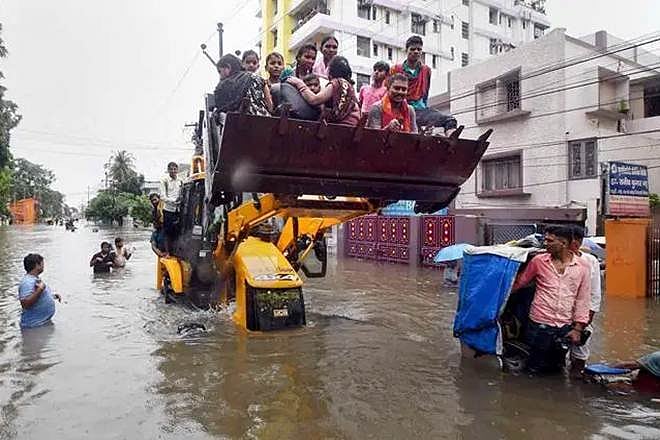 بہار میں سیلاب نے مچائی تباہی، 23 لوگوں کی موت