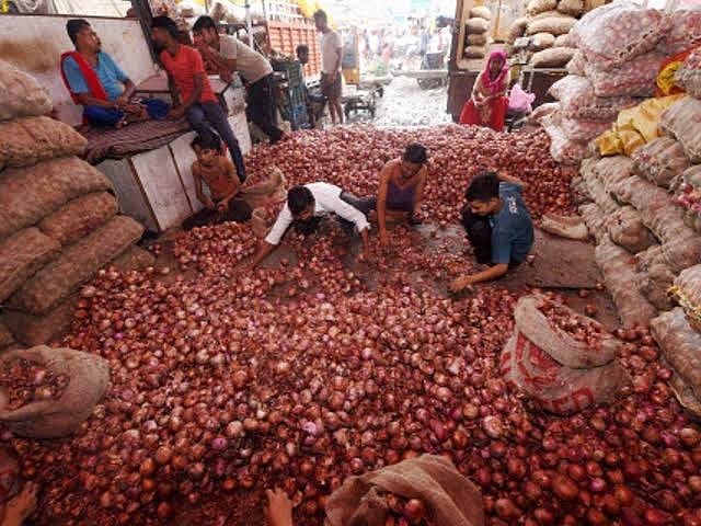مہاراشٹر: ایک لاکھ روپے کی پیاز چوری! نامعلوم افراد کے خلاف مقدمہ