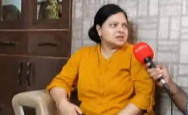 ’مجھے بھی مار ڈالو‘، کلیدی ملزم کی ضمانت کے بعد انسپکٹر سبودھ کی اہلیہ کا جذباتی بیان